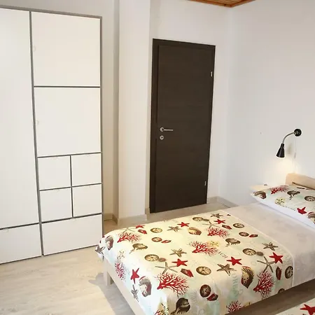 Taradzic Apartment