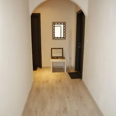 Apartment Taradzic *