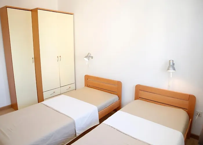 Taradzic アパート