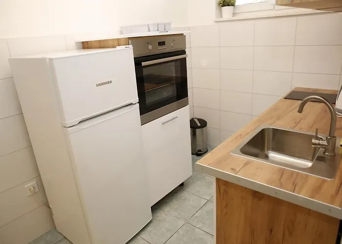 アパート Taradzic *