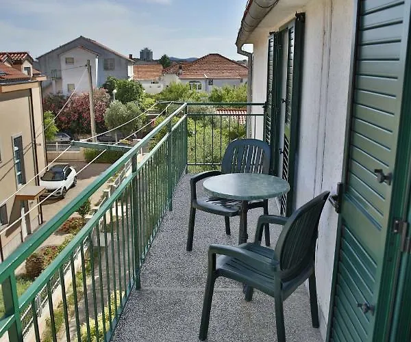 Taradzic アパート ヴォディツェ