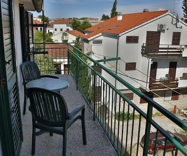 アパート Taradzic ヴォディツェ